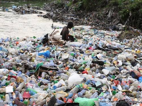 Pollution des eaux du lac Kivu : enjeux environnementaux et impacts sur la vie aquatique