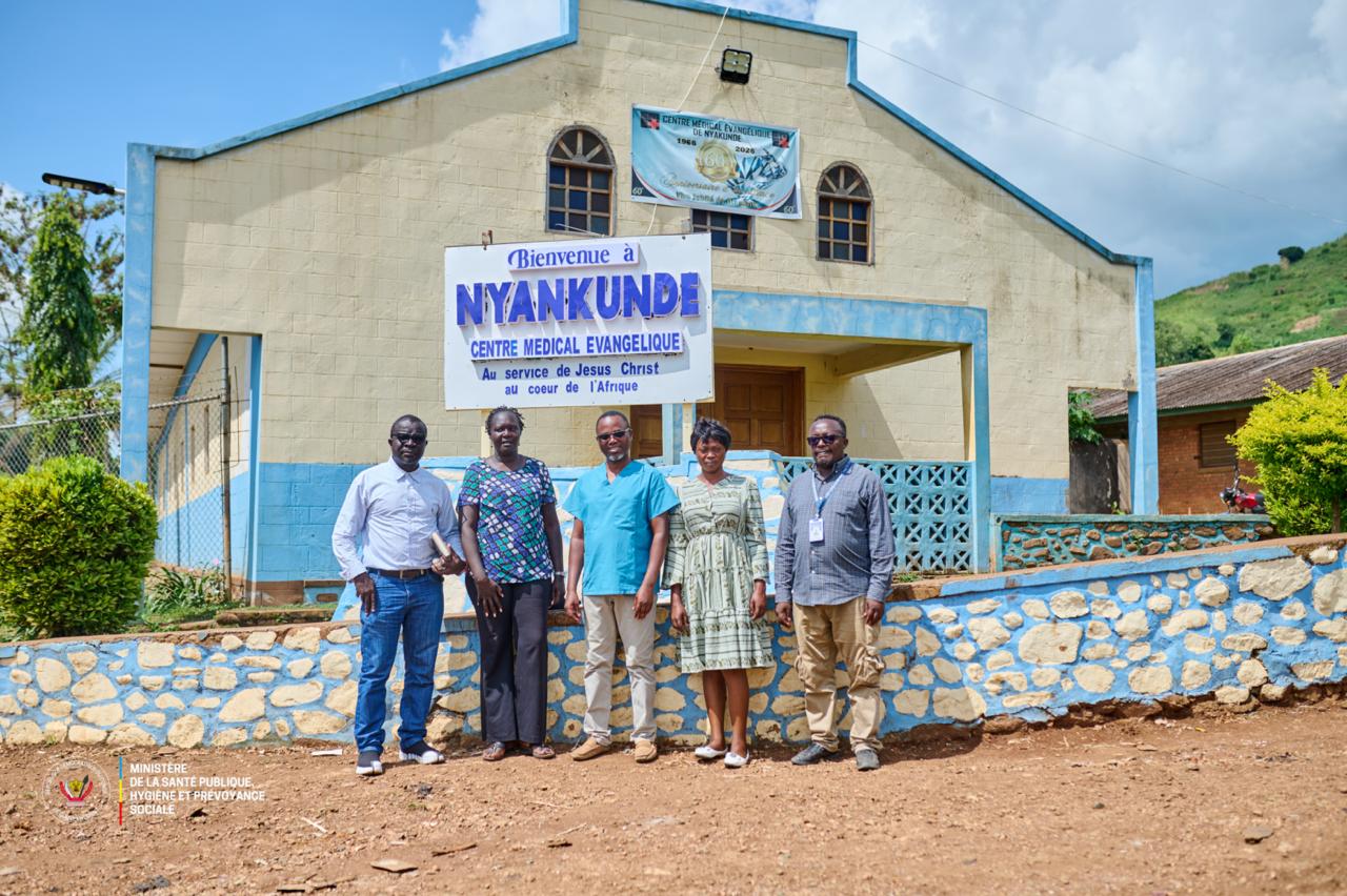 Face au risque Ebola en Ituri : une mission conjointe du Ministère de la Santé et de REMED mobilise les communautés de Nyakunde pour renforcer la vigilance