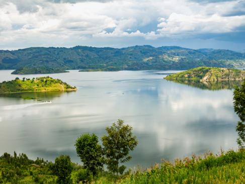 Café écologique : quand les initiatives locales deviennent une école de résistance citoyenne face aux énergies fossiles et un appel à la jeunesse pour protéger le lac Kivu