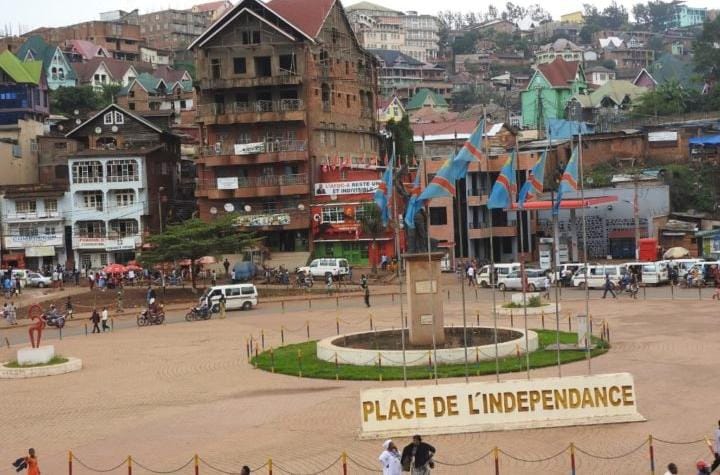 Bukavu brûle, et les autorités regardent encore